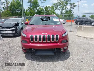 2017 Jeep Cherokee Limited with VIN 1C4PJLDSXHW653517, listed as a IAAI auction lot 42188367 with 152,441 mi miles. Bid and sale history available at carsss.com. Image 12.