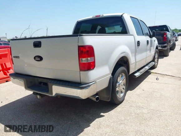 2008 Ford F-150 XLT with VIN 1FTPW12V08FA77181, listed as a IAAI auction lot 42005079 with 194,893 mi miles. Bid and sale history available at carsss.com. Image 4.