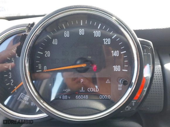 2018 MINI Hardtop 4 Door Cooper with VIN WMWXU1C5XJ2F80038, listed as a IAAI auction lot 40849170 with 66048 miles. Bid and sale history available at carsss.com. Image 7.