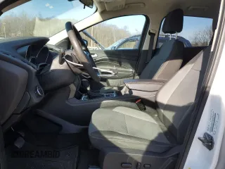 2017 Ford Escape SE with VIN 1FMCU9GD9HUA98198, listed as a Copart auction lot 48836995 with 177,496 mi miles and Clean Title. Bid and sale history available at DreamBid. Image 7.