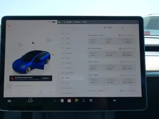 2023 Tesla Model 3 z VIN 5YJ3E1EA6PF547209, wystawiony jako IAAI lot #42511077 z przebiegiem 6 125 mil mil oraz . Historia ofert i sprzedaży dostępna na DreamBid. Obrazek 7.