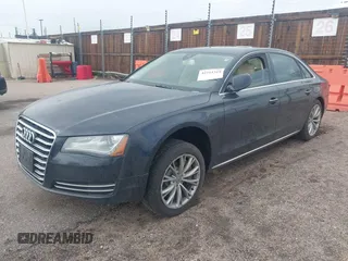 2011 Audi A8 z VIN WAURVAFD3BN019461, wystawiony jako IAAI lot #42211319 z przebiegiem 151 936 mil mil oraz . Historia ofert i sprzedaży dostępna na DreamBid. Obrazek 2.