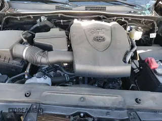 2022 Toyota Tacoma Limited with VIN 3TMGZ5ANXNM515023, listed as a Copart auction lot 58633745 with 23,668 mi miles and Salvage title. Bid and sale history available at DreamBid. Image 16.