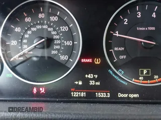 2015 BMW 4 Series 435i xDrive z VIN WBA3R5C5XFK371491, wystawiony jako IAAI lot #40755251 z przebiegiem 122 181 mil mil oraz . Historia ofert i sprzedaży dostępna na DreamBid. Obrazek 15.