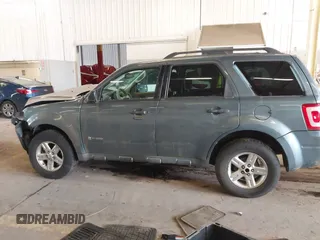 2011 Ford Escape Hybrid with VIN 1FMCU4K31BKC63987, listed as a IAAI auction lot 41987374 with 111,568 mi miles and . Bid and sale history available at DreamBid. Image 15.