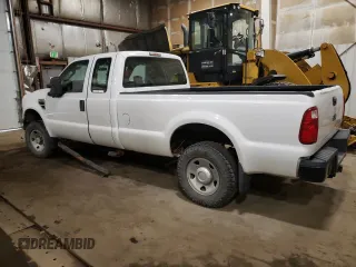 2010 Ford F-250 XL z VIN 1FTSX2B59AEA18879, wystawiony jako Copart lot #55855695 z przebiegiem 139 494 mil mil oraz Tytuł czysty. Historia ofert i sprzedaży dostępna na DreamBid. Obrazek 2.