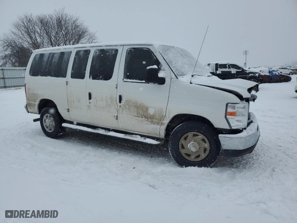 2014 Ford Econoline Wagon XL with VIN 1FBNE3BL3EDA82620, listed as a Copart auction lot 88698075 with 243,202 mi miles and Clean Title. Bid and sale history available at carsss.com. Image 4.
