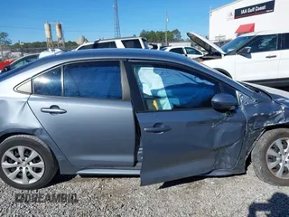 2022 Toyota Corolla LE with VIN 5YFEPMAE9NP273308, listed as a IAAI auction lot 41640335 with 106,282 mi miles and . Bid and sale history available at carsss.com. Image 13.