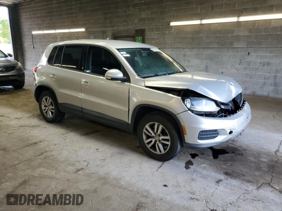 2013 Volkswagen Tiguan S with VIN WVGAV3AX9DW626065, listed as a Copart auction lot 58014145 with 128,858 mi miles and Salvage title. Bid and sale history available at DreamBid. Image 4.