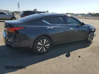 2019 Nissan Altima SL with VIN 1N4BL4EW0KC190118, listed as a Copart auction lot 52323795 with 88,385 mi miles and Salvage Title. Bid and sale history available at DreamBid. Image 3.