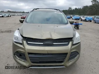 2013 Ford Escape SE with VIN 1FMCU0GX2DUB80872, listed as a Copart auction lot 85800144 with 98,304 mi miles and Salvage Title. Bid and sale history available at DreamBid. Image 5.