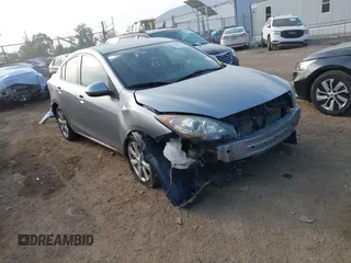 2010 Mazda 3 i Sport with VIN JM1BL1SF1A1299579, listed as a IAAI auction lot 42498140 with 174,483 mi miles and . Bid and sale history available at DreamBid. Image 1.
