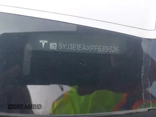 2023 Tesla Model 3 z VIN 5YJ3E1EAXPF639326, wystawiony jako IAAI lot #42132181 z przebiegiem 51 808 mil mil oraz . Historia ofert i sprzedaży dostępna na DreamBid. Obrazek 9.