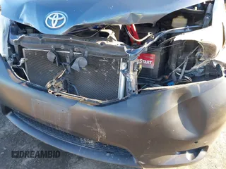 2014 Toyota Sienna LE AAS with VIN 5TDKK3DC4ES514981, listed as a IAAI auction lot 41601188 with 164,963 mi miles and . Bid and sale history available at DreamBid. Image 6.