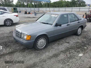 1991 Mercedes-Benz 190 z VIN WDBDA29D3MF767780, wystawiony jako Copart lot #57215785 z przebiegiem 200 216 mil mil oraz Tytuł czysty. Historia ofert i sprzedaży dostępna na DreamBid. Obrazek 1.