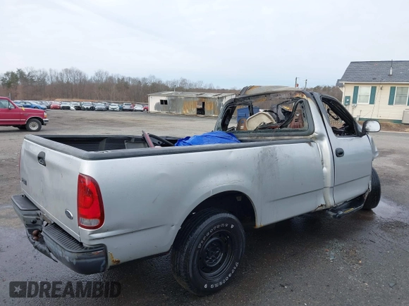 2002 Ford F-150 XL with VIN 1FTRF172X2NB34541, listed as a IAAI auction lot 41479202 with 1 mi miles. Bid and sale history available at carsss.com. Image 4.