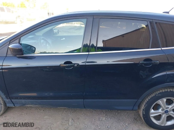 2015 Ford Escape SE with VIN 1FMCU0G92FUA80498, listed as a IAAI auction lot 41235576 with 102,105 mi miles. Bid and sale history available at carsss.com. Image 14.