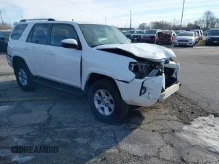 2019 Toyota 4Runner SR5 with VIN JTEBU5JR5K5734027, listed as a IAAI auction lot 41275506 with 203,438 mi miles and . Bid and sale history available at DreamBid. Image 1.