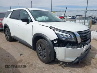2024 Nissan Pathfinder S with VIN 5N1DR3AA8RC265983, listed as a IAAI auction lot 42255016 with 8,466 mi miles and . Bid and sale history available at DreamBid. Image 1.