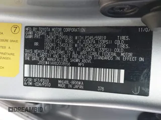 2008 Toyota Highlander Hybrid with VIN JTEEW41AX82008556, listed as a IAAI auction lot 41409295 with 201,687 mi miles. Bid and sale history available at carsss.com. Image 9.