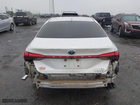 2020 Toyota Avalon Hybrid Limited with VIN 4T1C21FB9LU016373, listed as a IAAI auction lot 41536148 with 104,675 mi miles. Bid and sale history available at carsss.com. Image 17.