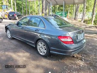 2008 Mercedes-Benz C 300 Sport z VIN WDDGF54X98F082178, wystawiony jako IAAI lot #42269975 z przebiegiem 133 659 mil mil oraz . Historia ofert i sprzedaży dostępna na DreamBid. Obrazek 3.