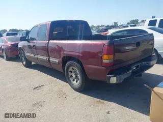 2001 Chevrolet Silverado 1500 LS with VIN 2GCEC19V211284027, listed as a IAAI auction lot 41994056 with 172,947 mi miles. Bid and sale history available at carsss.com. Image 3.
