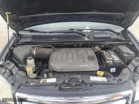 2013 Chrysler Town & Country Touring-L with VIN 2C4RC1CG1DR768014, listed as a Copart auction lot 51286795 with 158,470 mi miles and Salvage Title. Bid and sale history available at carsss.com. Image 12.