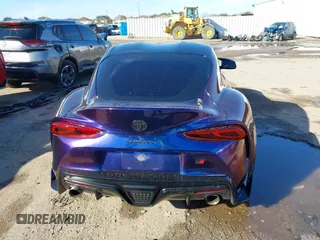 2021 Toyota GR Supra 3.0 with VIN WZ1DB0C03MW040794, listed as a IAAI auction lot 41279108 with 1 mi miles. Bid and sale history available at carsss.com. Image 16.