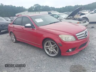 2009 Mercedes-Benz C 300 Sport z VIN WDDGF54X59R042583, wystawiony jako IAAI lot #42534477 z przebiegiem 180 228 mil mil oraz . Historia ofert i sprzedaży dostępna na DreamBid. Obrazek 1.