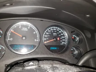 2012 GMC Sierra 2500HD SLT z VIN 1GT121C89CF120127, wystawiony jako Copart lot #42336495 z przebiegiem 142 396 mil mil oraz Szkoda całkowita • Salvage title. Historia ofert i sprzedaży dostępna na DreamBid. Obrazek 9.