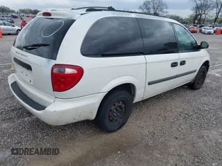2005 Dodge Caravan SE with VIN 1D4GP24R85B124336, listed as a IAAI auction lot 41917022 with 282,068 mi miles and . Bid and sale history available at carsss.com. Image 4.