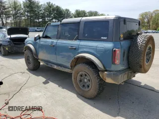 2023 Ford Bronco z VIN 1FMEE5DP0PLB83500, wystawiony jako Copart lot #54124945 z przebiegiem 42 661 mil mil oraz Szkoda całkowita • Salvage title. Historia ofert i sprzedaży dostępna na DreamBid. Obrazek 2.
