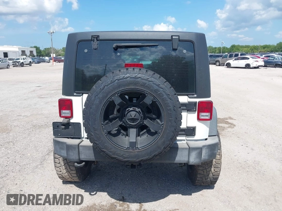 2016 Jeep Wrangler Unlimited Sport with VIN 1C4BJWDGXGL335825, listed as a IAAI auction lot 28960589 with 28,515 mi miles and . Bid and sale history available at DreamBid. Image 16.