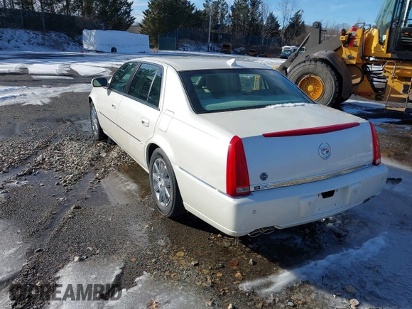 2009 Cadillac DTS w/1SA with VIN 1G6KD57Y89U122989, listed as a IAAI auction lot 41562264 with 1 mi miles. Bid and sale history available at carsss.com. Image 3.