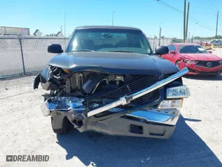 2003 Chevrolet Silverado 2500HD LS with VIN 1GCHK23U73F258069, listed as a IAAI auction lot 41822665 with 121,506 mi miles. Bid and sale history available at carsss.com. Image 6.