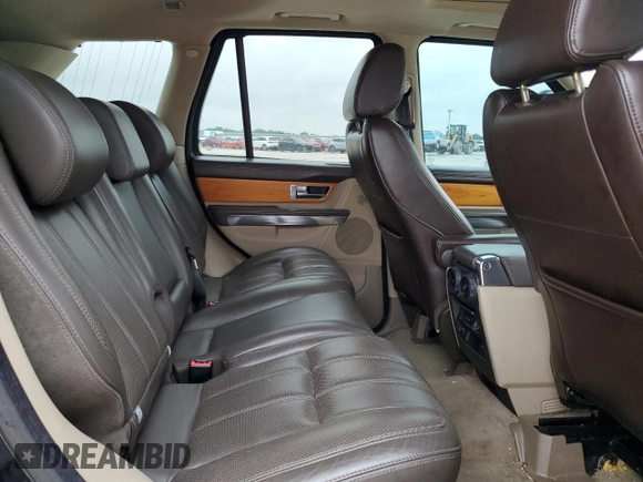 2011 Land Rover Range Rover Sport HSE LUX with VIN SALSK2D48BA714993, listed as a Copart auction lot 54967105 with 171,245 mi miles and Clean Title. Bid and sale history available at carsss.com. Image 11.