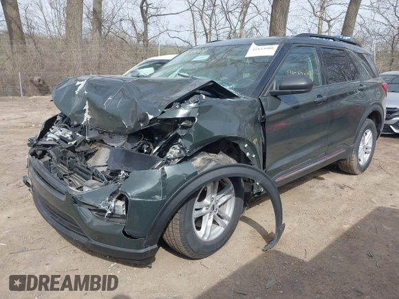 2022 Ford Explorer XLT with VIN 1FMSK8DHXNGA55681, listed as a IAAI auction lot 41833008 with 1 mi miles. Bid and sale history available at carsss.com. Image 6.
