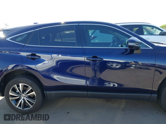 2024 Toyota Venza LE z VIN JTEAAAAH7RJ160035, wystawiony jako IAAI lot #42045367 z przebiegiem 11 788 mil mil oraz . Historia ofert i sprzedaży dostępna na DreamBid. Obrazek 14.