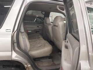 2001 Chevrolet Tahoe LS with VIN 1GNEK13T31J122690, listed as a IAAI auction lot 41824624 with 1 mi miles. Bid and sale history available at carsss.com. Image 8.