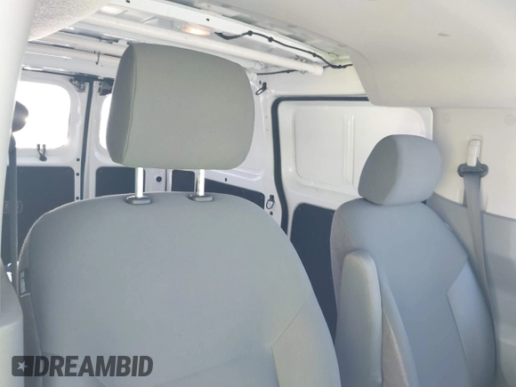 2021 Nissan NV200 SV z VIN 3N6CM0KN8MK705487, wystawiony jako IAAI lot #41866045 z przebiegiem 150 767 mil mil oraz . Historia ofert i sprzedaży dostępna na DreamBid. Obrazek 8.