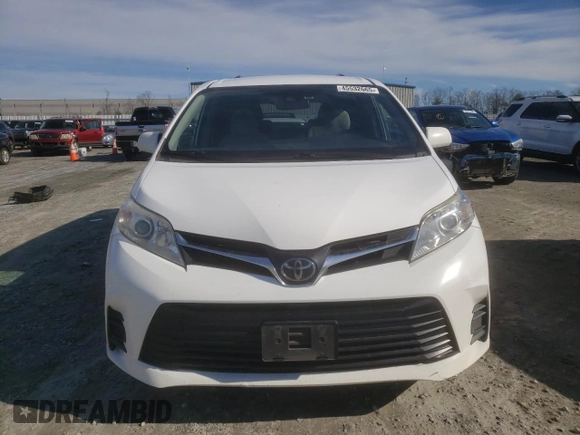 2020 Toyota Sienna LE with VIN 5TDJZ3DC6LS239120, listed as a Copart auction lot 45532665 with 477,555 mi miles and Clean title. Bid and sale history available at DreamBid. Image 5.