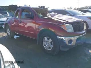 2007 Nissan Frontier SE z VIN 1N6AD06U77C444565, wystawiony jako IAAI lot #41595826 z przebiegiem 140 881 mil mil oraz . Historia ofert i sprzedaży dostępna na DreamBid. Obrazek 1.
