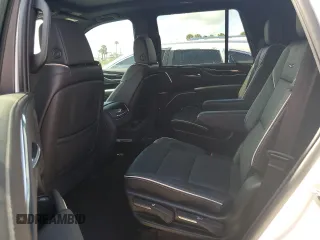 2021 Cadillac Escalade Sport z VIN 1GYS3EKL1MR270077, wystawiony jako Copart lot #74130854 z przebiegiem 21 584 mil mil oraz Szkoda całkowita • Salvage title. Historia ofert i sprzedaży dostępna na DreamBid. Obrazek 11.