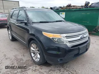 2014 Ford Explorer XLT with VIN 1FM5K7D86EGA68984, listed as a IAAI auction lot 41906742 with 145,292 mi miles and . Bid and sale history available at carsss.com. Image 1.
