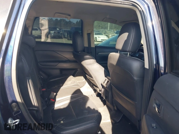 2020 Mitsubishi Outlander SE z VIN JA4AD3A36LZ020105, wystawiony jako IAAI lot #41835195 z przebiegiem 73 402 mil mil oraz . Historia ofert i sprzedaży dostępna na DreamBid. Obrazek 8.