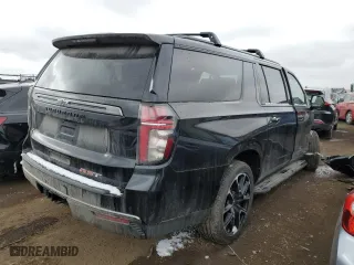 2022 Chevrolet Suburban RST with VIN 1GNSKEKD1NR149401, listed as a Copart auction lot 45932904 with 101,440 mi miles and Salvage Title. Bid and sale history available at carsss.com. Image 3.
