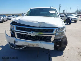 2016 Chevrolet Suburban LT with VIN 1GNSKHKC7GR172516, listed as a IAAI auction lot 41680550 with 237,270 mi miles. Bid and sale history available at carsss.com. Image 6.