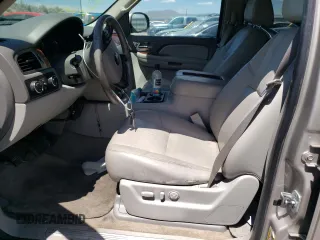 2007 Chevrolet Avalanche LT w/1LT with VIN 3GNEK12347G100855, listed as a Copart auction lot 64149924 with 203,929 mi miles and Salvage Title. Bid and sale history available at carsss.com. Image 7.