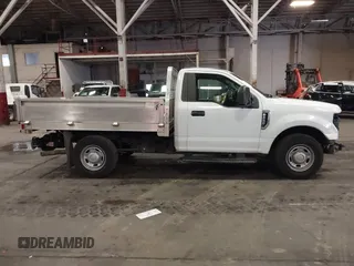 2019 Ford F-250 XL with VIN 1FDBF2A67KED43220, listed as a IAAI auction lot 41530151 with 65,176 mi miles and . Bid and sale history available at DreamBid. Image 13.